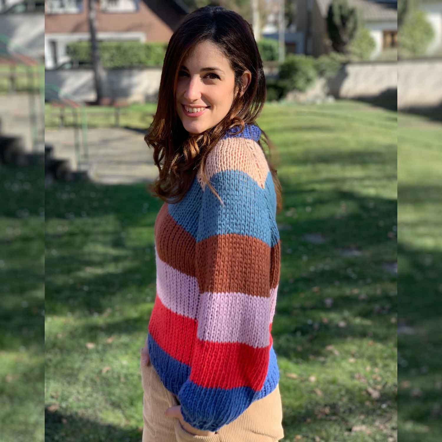 PATRÓN | PULLOVER AL REVÉS CON ARCO IRIS