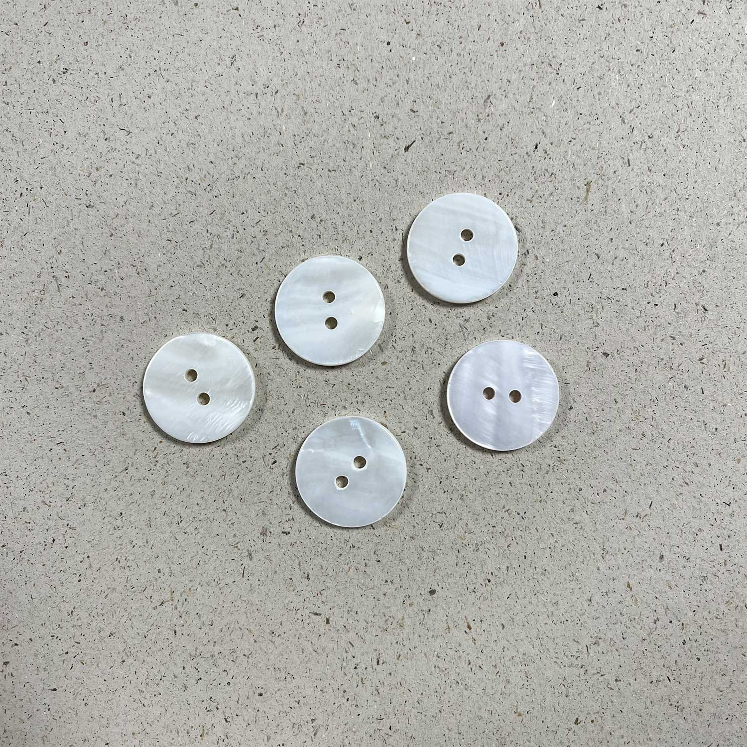 BOTONES MADRE PERLA BLANCO Set 5x