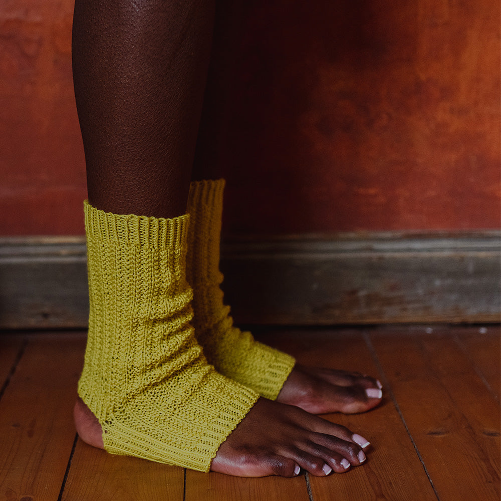 PATTERN | MASOL YOGA SOCKS