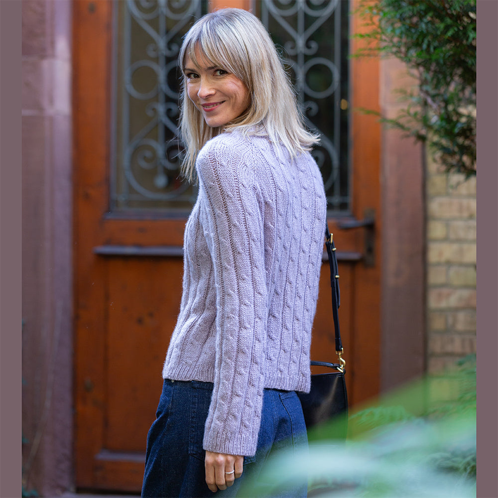 MODÈLE | TWISTED AIR SWEATER