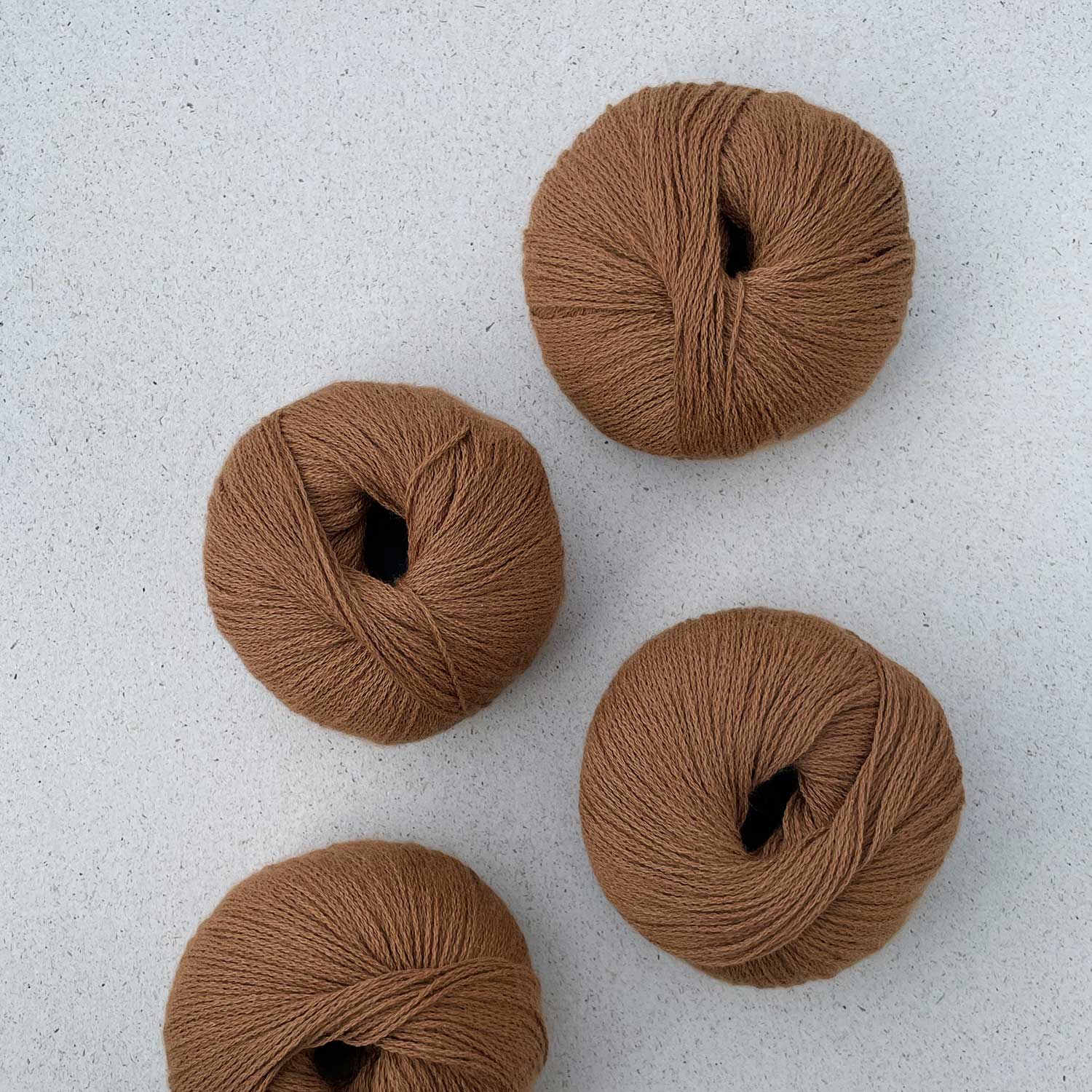 VICUÑA | 100% VICUNA WOOL