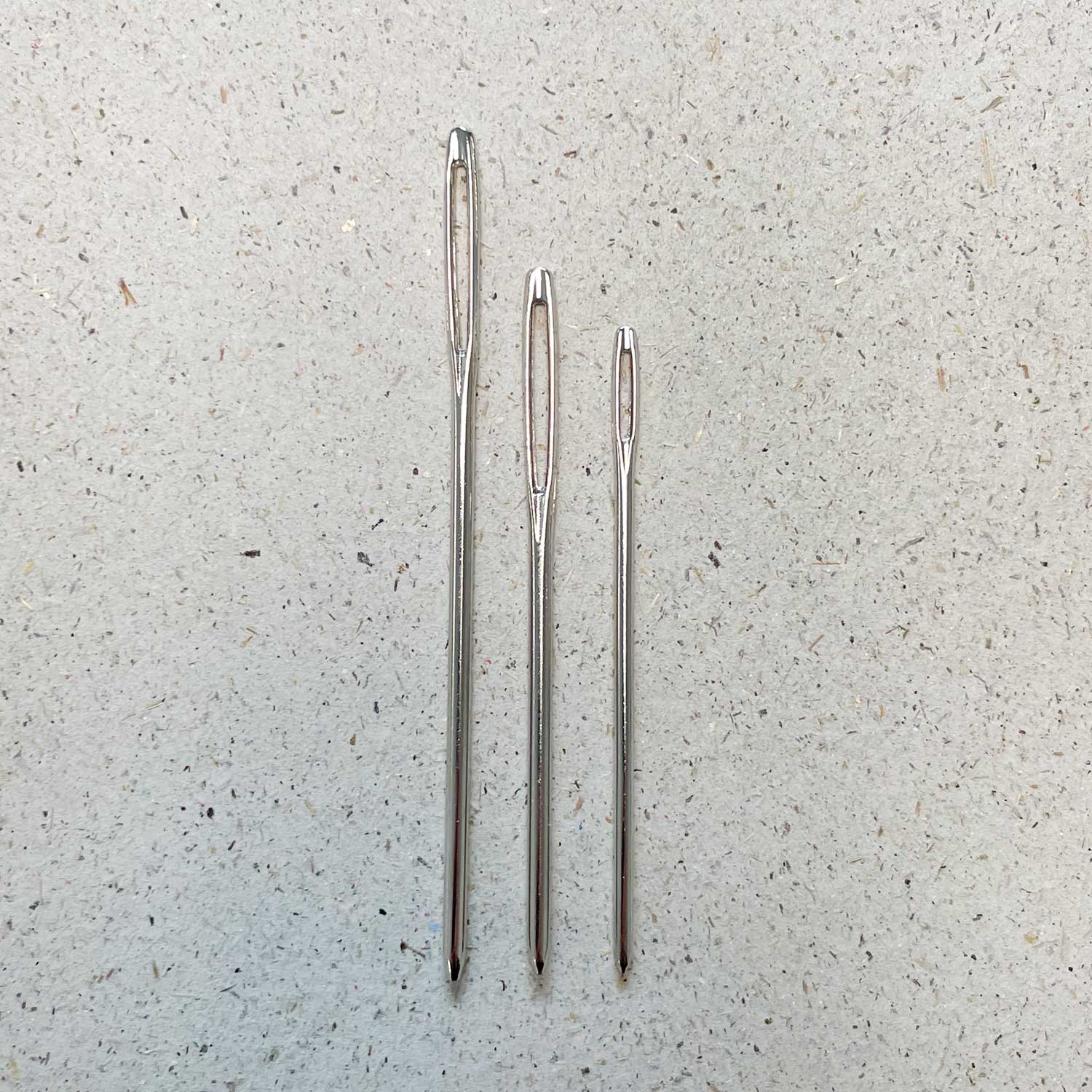 AIGUILLES À TRICOT EN LAINE - LOT DE 3