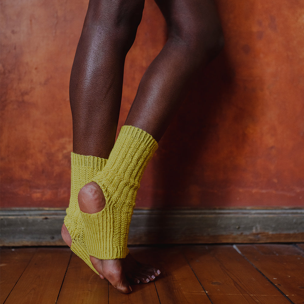 PATTERN | MASOL YOGA SOCKS