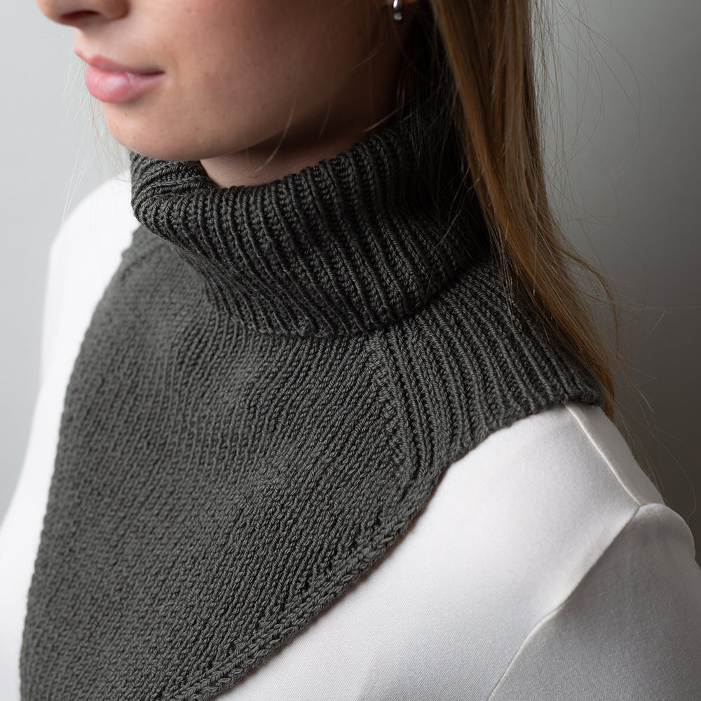 PATTERN | WINTER WHISPER COWL